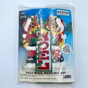 Vintage Design Works Crafts Felt Wall Hanging 5105 Teddy Bears Noel Craft Kit